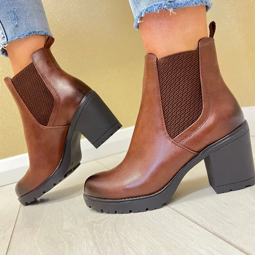 marco_tozzi_ladies_chestn_0.webp Marco Tozzi Ladies Chestnut Pull-On Block Heel Ankle Boot 25414-41-397