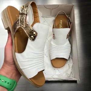 Paula Urban White/Gold Metallic Soft Leather Slingback Sandal 9-17